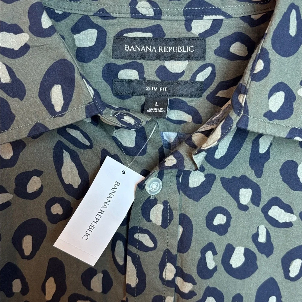 NWT Banana Republic Men's‎ Slim Fit Short Sleeve Button Down Shirt Large Green